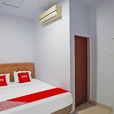 Oyo 92342 Hotel Batik Traveller เมดาน ภายนอก รูปภาพ