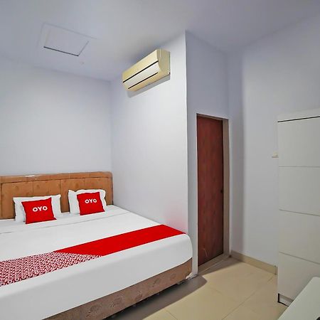 Oyo 92342 Hotel Batik Traveller เมดาน ภายนอก รูปภาพ