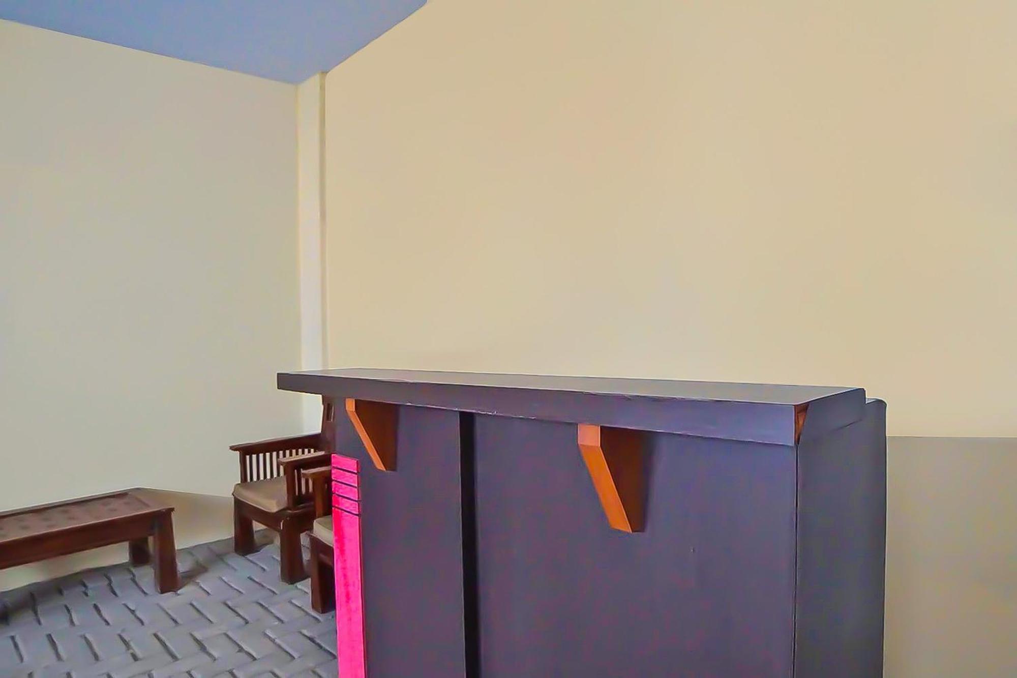 Oyo 92342 Hotel Batik Traveller เมดาน ภายนอก รูปภาพ