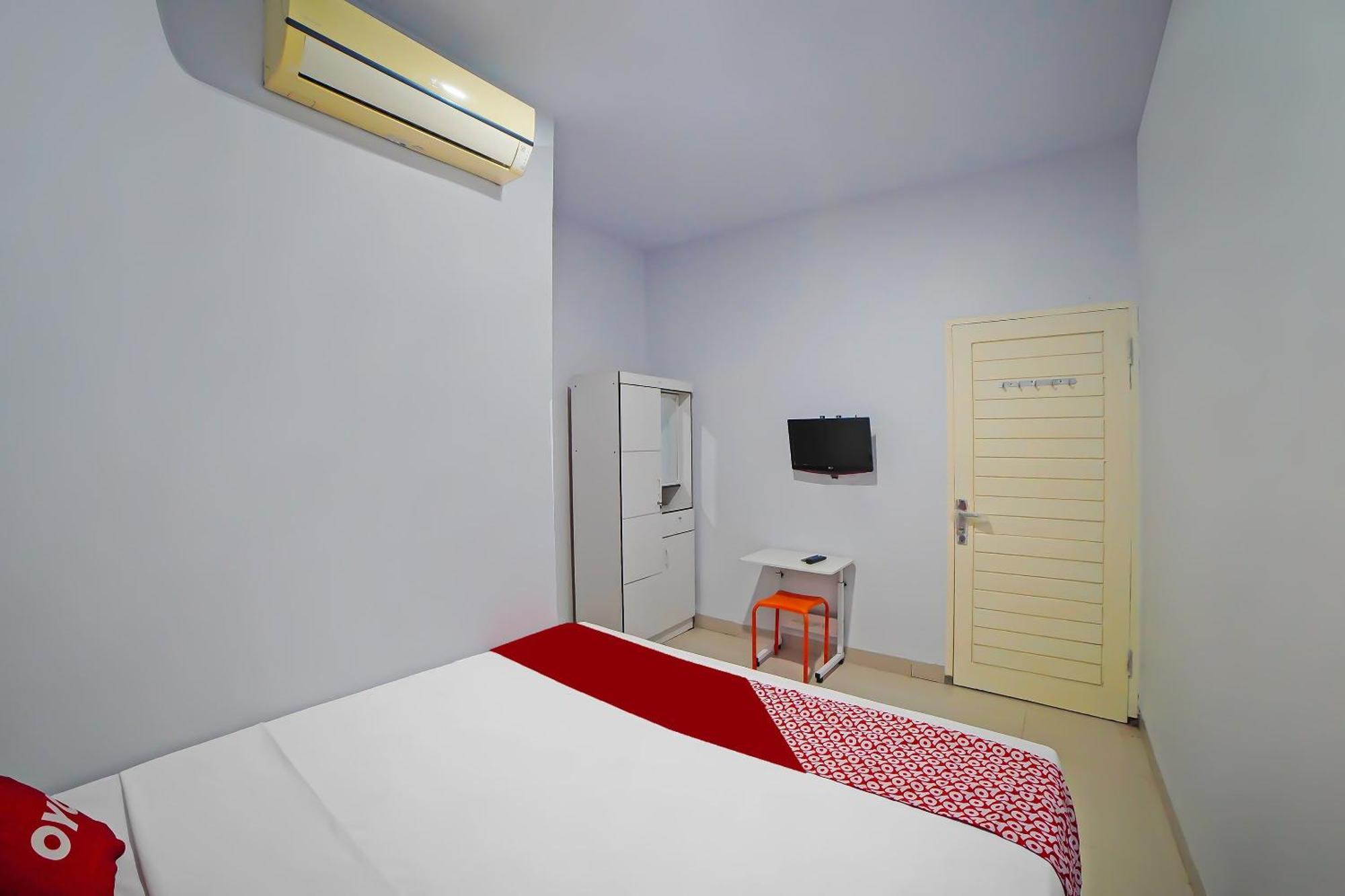 Oyo 92342 Hotel Batik Traveller เมดาน ภายนอก รูปภาพ