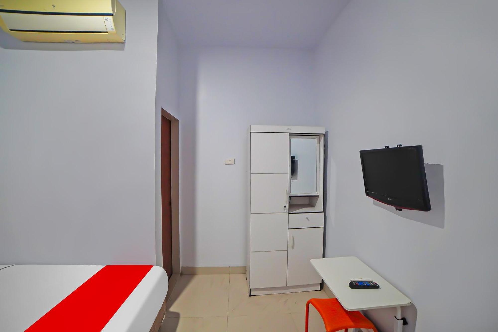 Oyo 92342 Hotel Batik Traveller เมดาน ภายนอก รูปภาพ
